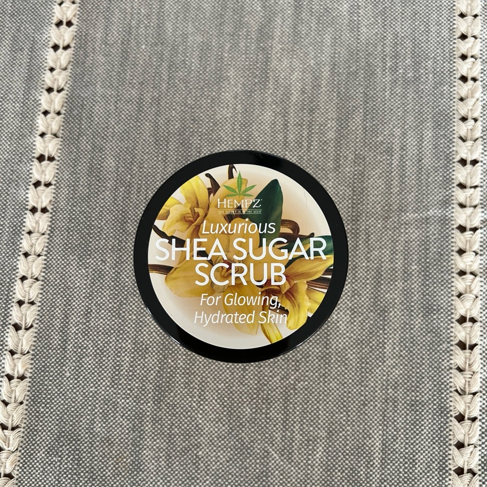 Hempz Luxurious Shea Vanilla Sugar Scrub with Yellow Floral Design. New